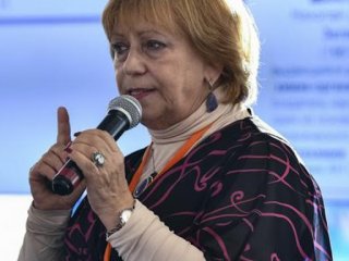 Анна Алексеевна Карцова, профессор кафедры органической химии Санкт-Петербургского университета, заслуженный учитель Российской Федерации, почетный профессор СПбГУ Фото из личного архива А.А. Карцовой