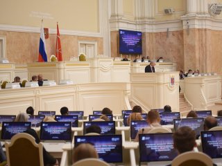 Заседание «Роль системы публичной власти в консолидации бизнеса, общества, науки и образования» Международного Невского форума. Фото: Анастасия Хисамова / Президентская академия в Санкт-Петербурге