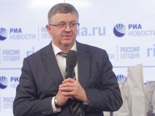 Презентация российского ассистирующего…