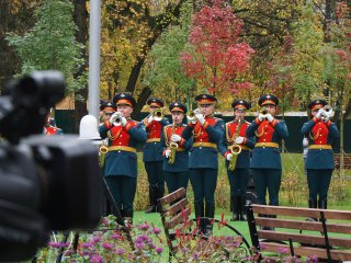 Торжественное открытие скульптурной композиции…