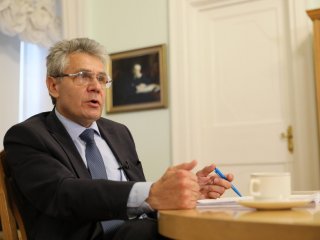 АиФ: Президент РАН рассказал о расширении полномочий академии