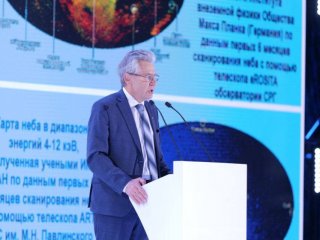 Президент РАН на просветительском марафоне «Новые горизонты» Российского общества «Знание». Фотографии пресс-службы общества «Знание»