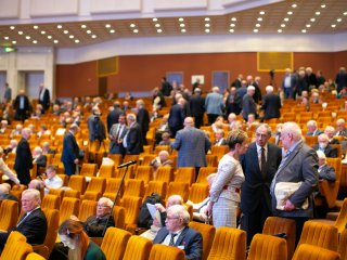 1.06.2022 – прямая трансляция общего собрания членов Российской академии наук! Фото: Николай Малахин, Андрей Луфт, Елена Либрик, Ольга Мерзлякова / Научная Россия