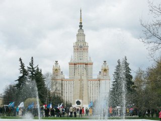 В МГУ почтили память погибших в Великой Отечественной войне…