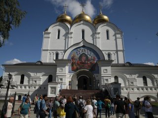 Первая остановка - Ярославль…