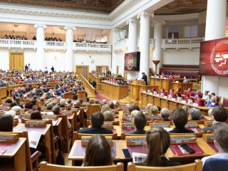 Торжественное заседание ученого совета Санкт-Петербургского Гуманитарного университета профсоюзов. Прямая трансляция