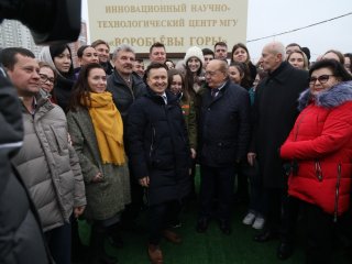 В Москве началось строительство инновационного центра "Воробьевы горы"…