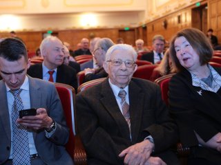 Юбилей Юрия Цолаковича Оганесяна. Центральный дом ученых, 14.04.2023. Фото: Ольга Мерзлякова / «Научная Россия» 