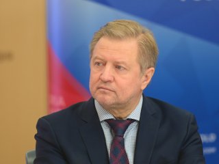 А.А.Зиновьев «Исповедь отщепенца»: презентация издания…