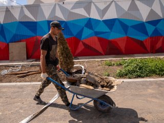 Артезианская вода в трубах Симферополя…