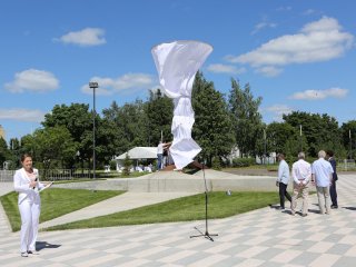 Открытие скульптуры "Сингулярность" в Черноголовке. Фото: Ольга Мерзлякова