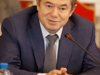 Глазьев: эмиссия без инфляции спасет…