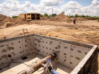 Артезианская вода в трубах Симферополя…