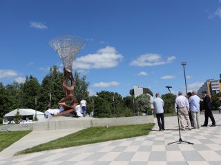 Открытие скульптуры "Сингулярность" в Черноголовке. Фото: Ольга Мерзлякова