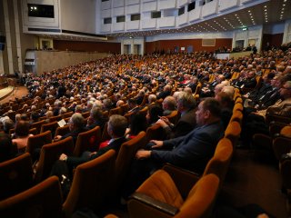 Фото: Николай Малахин. Третий день общего собрания