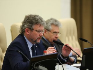 Общее собрание профессоров РАН 16 марта 2022. Фото: Николай Малахин, Андрей Луфт, Елена Либрик, Ольга Мерзлякова / Научная Россия