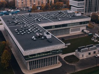 Сергей Александрович Афонцев − член-корреспондент РАН, заместитель директора по научной работе ИМЭМО РАН