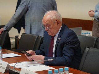 Курс на единое научное пространство. Президент РАН Геннадий Красников выступил на заседании комитета Госдумы по науке и образованию. Источник: Юлия Матросова / Пресс-служба РАН