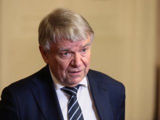 Академик РАН В. Пармон: «Я человек не суеверный, но високосные годы не люблю». Фото: Николай Малахин