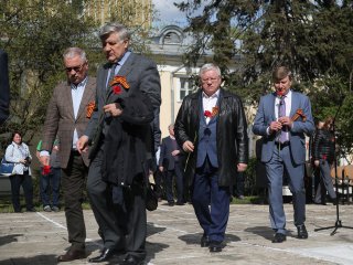 Торжественный митинг, посвященный Дню Победы в РАН   Фото: Александр Бурмистров / «Научная Россия»