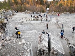 Царство мрамора. Ученые КарНЦ РАН ─ о единственном в России парке горного дела «Рускеала». Фото: Николай Мохначев / «Научная Россия»