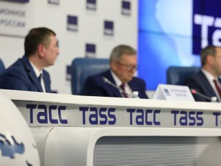 Пресс-конференция в ТАСС, посвященная встрече глав академий наук стран БРИКС. Фото: Елена Либрик / «Научная Россия»