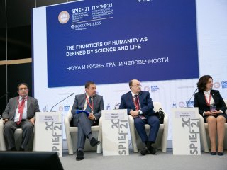 ПМЭФ-2021. Сессия с участием президента РАН: Наука и жизнь. Грани человечности…