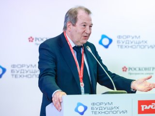 Президент РАН Геннадий Яковлевич Красников на открытом заседании Управляющего комитета по реализации дорожной карты «Квантовые коммуникации». Источник: Игорь Родин / Фотобанк Росконгресс