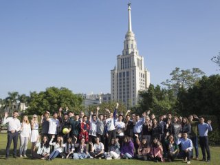 В 2019 году в совместном российско-китайском университете МГУ-ППИ в Шэньчжэне открывается новая программа бакалавриата по биологии