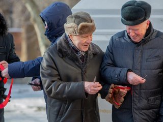 Состоялось торжественное открытие памятника «Первопроходцам в радиационной медицине от благодарных потомков»